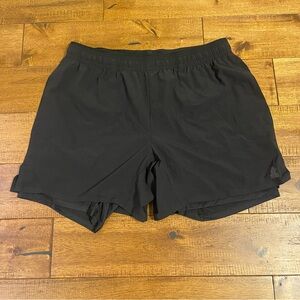 Chubbies Shorts Mens Large Black 5.5” Inseam Training Lined Elastic Waist